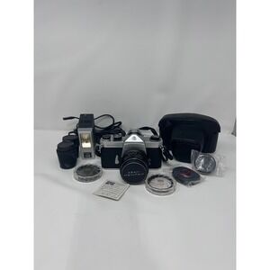 Asahi Pentax Spotmatic SP 35mm SLR Camera Super-Takumar 50mm f1.4 Lens Flash